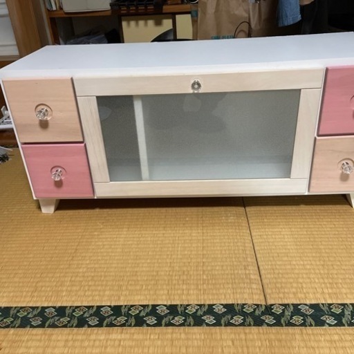 可愛いテレビ台