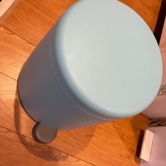 【ネット決済】イケアのべダル式ゴミ箱(SNAAP)元値1499円