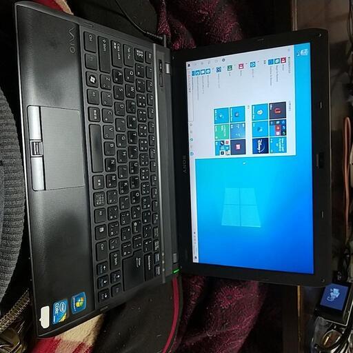 ［当分の間、一部の物件の出品を取り下げます］８０００円。SONYノートCorei3-M370 13.3インチ vaio VPCS139FJ Win10HOME
