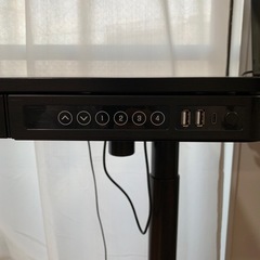 美品！　電動昇降スタンディングデスク