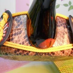 (送料無料)239.800円　銘苅春政デザイン変更済　八重山黒檀蛇皮沖縄三線本張り　希少品