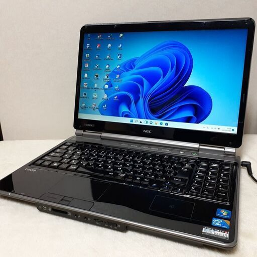 【取引中です】NEC　LaVie　16インチ　SSD＋HDDデュアル　Wi-Fi　ブルーレイ　Wondows11
