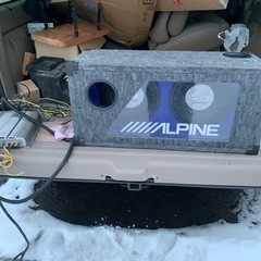 ALPINE ウーファー　アンプ