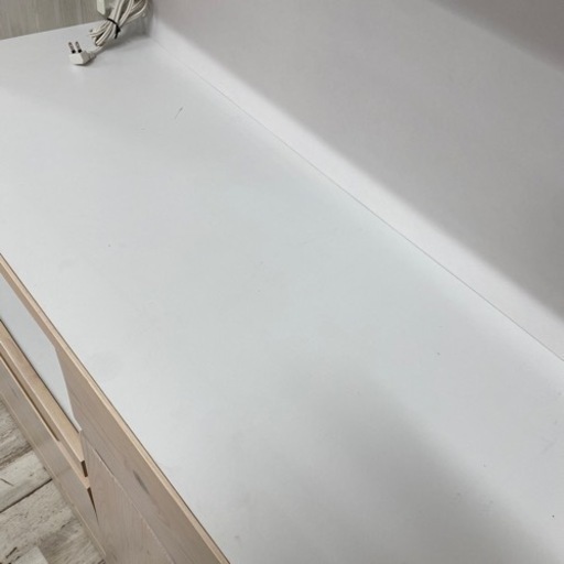 オシャレ 食器棚 ピンク×ホワイト系