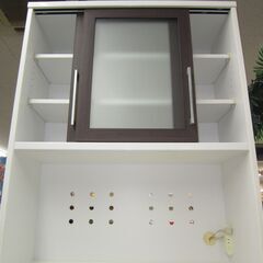 R229 ユーアイ製 キッチンボード、食器棚、幅89cm