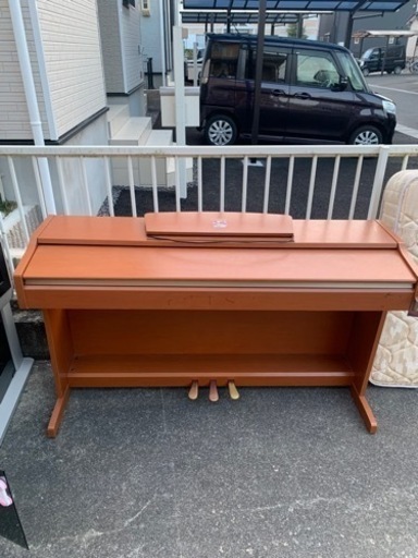 ヤマハ　ピアノ　J-7000