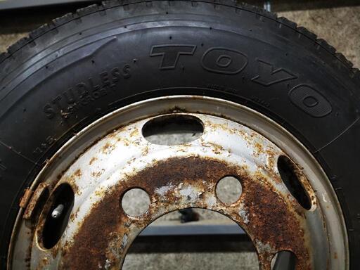 タイヤ、ホイール キャンター等に 205/85R16 117/115L スタッドレス 