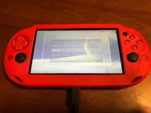 【値下げ】PS VitaPCH-2000 Wi-Fiモデル　メタリックレッド