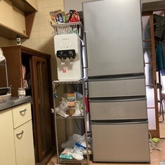 【ネット決済】冷蔵庫　冷蔵庫部分2箇所あり。1番下が野菜室です