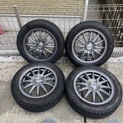 スタッドレスタイヤ　軽自動車用　1月末まで限定　25000円→20000円にお値下げ致します