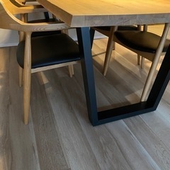 オーダーテーブル＋椅子４脚