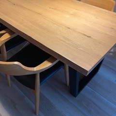 オーダーテーブル＋椅子４脚