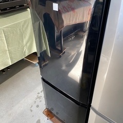 お薦め品‼️激安‼️三菱冷蔵庫146L 2017年