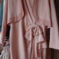 ９号 フォーマル用ボレロ付きスーツ 薄ピンク色