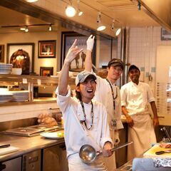 ハードロックカフェのキッチンスタッフ大募集 山口 正人 ユニバーサルシティのキッチンの無料求人広告 アルバイト バイト募集情報 ジモティー