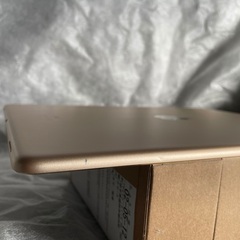 iPad Pro 12.9インチ ゴールド 128GB Wi-Fi Smart Keyboard付属