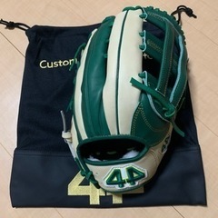 新品未使用の44グローブです