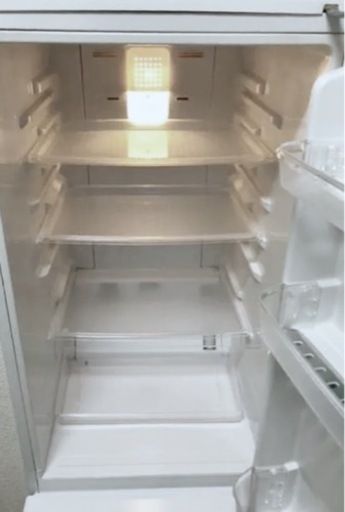 (送料無料) 2018年 極美品 168L 冷蔵庫 霜取り不要 使い安いちょっと大容量 ②