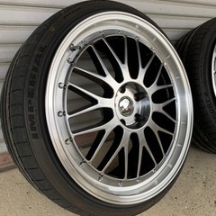 20インチ 9.5J ホイール 225/35R20 ※直接取引のみ