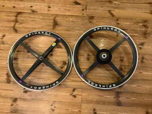 ロードバイク用ホイール(スピナジー)27インチ前後輪、スプロケット(デュラエース)9段付き