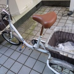 【ネット決済・配送可】三輪自転車