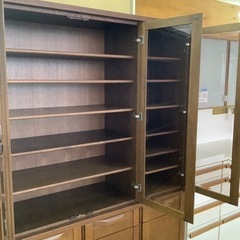 白川家具 3枚扉食器棚【トレファク 川越店】