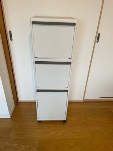 【値下げしました】ニトリ　3段分別ゴミ箱