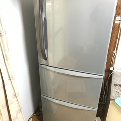冷蔵庫　339L 2010年製　TOSHIBA