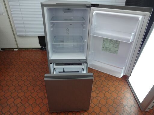 ID 994875　冷蔵庫　2ドア　アクア126L　キズ有　２０１７年製　AQR-13G(S)