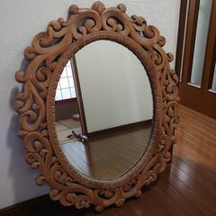 【差し上げます】木彫りフレーム付き鏡