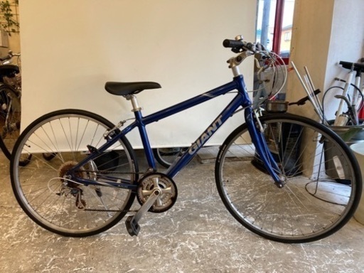 GIANT 前後タイヤ・チューブ新品！】700×28c クロスバイク21段変速 ブルー