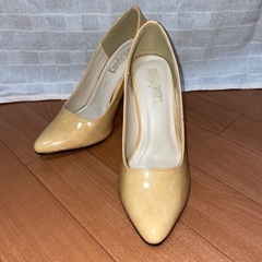 値下げしました【美品】エナメル パンプス Ｌサイズ