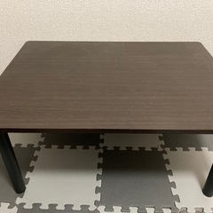 【ネット決済】ニトリ製の使いやすいテーブル