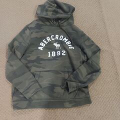 【ネット決済・配送可】ABERCROMBIEフーディーパーカーメンズ