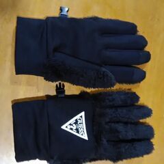 【ネット決済・配送可】GUESS(ゲス)手袋