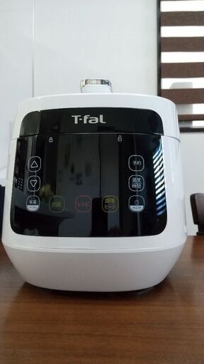 T-fal　ティファール　ラクラクッカーコンパクト　電気圧力鍋