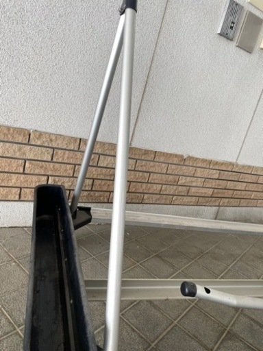 【値下しました！】移動式タイヤラック