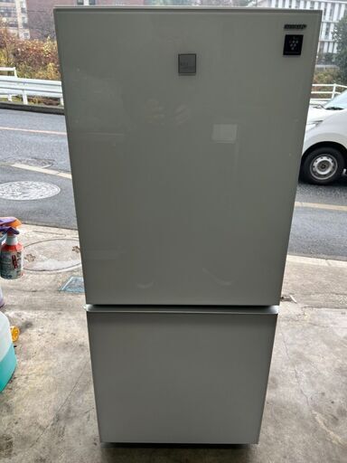 美品！2017年製SHARP シャープ  /キーワードホワイト/ノンフロン冷凍冷蔵庫  SJ-G14E4-ｗ 冷蔵庫