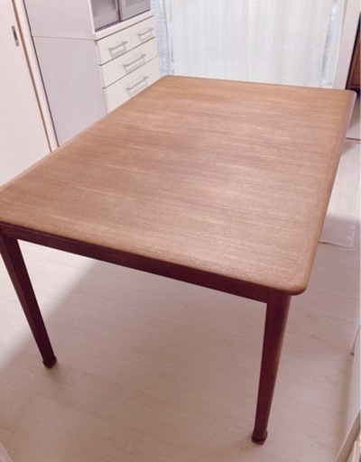 伸長式ダイニングテーブル、椅子×2