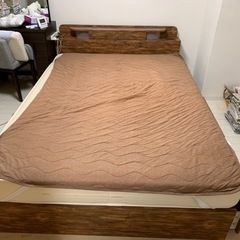 🛏引出し、収納付きダブルベッド✨