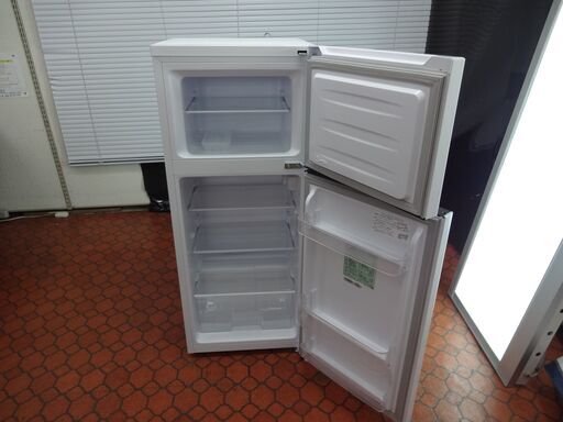 ID 992957　冷蔵庫　２ドア　ハイセンス120L　２０２０年製　HR-B12C