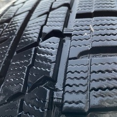 215/65R16  アルミホール、スタッドレスタイヤ4本セット！