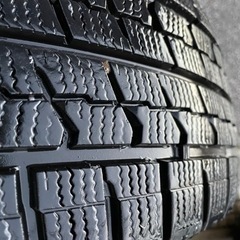 215/65R16  アルミホール、スタッドレスタイヤ4本セット！