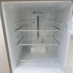 配達設置無料！ Panasonic 138L 冷蔵庫 下冷凍 自動霜取 AL03