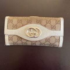 財布「GUCCI」