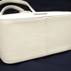 使用頻度少なめ Yves Saint Laurent ハンドバッグ レザー 本革 アイボリー系 イヴサンローラン YSL 札幌市 清田区 平岡 使用頻度少なめ Yves Saint Laurent ハンドバッグ レザー 本革