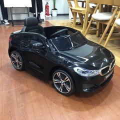 BMWの電動乗用カーを紹介します！！