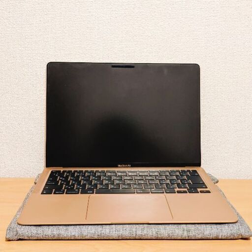 MacBook Air (Retinaディスプレイ, 13-inch, 2020) ゴールド