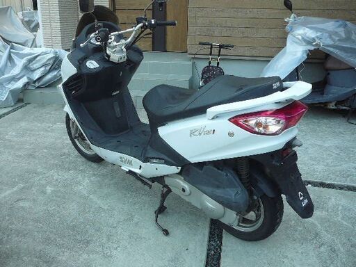 SYM シム RV125i  Fi 車 ホワイト　インジェクション仕様