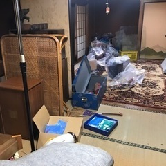 家の中の不用品差し上げます。